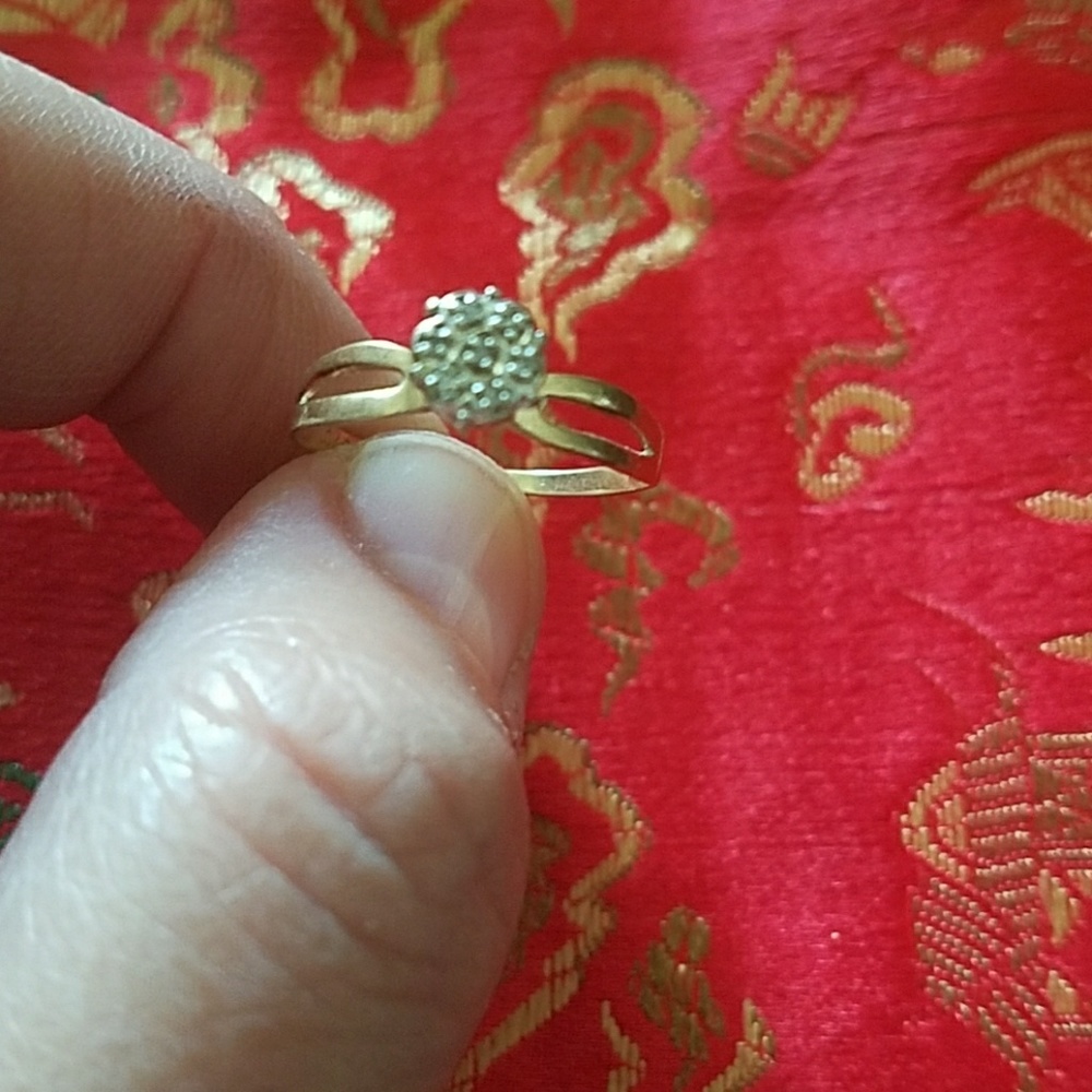 Diamond Cluster Ring